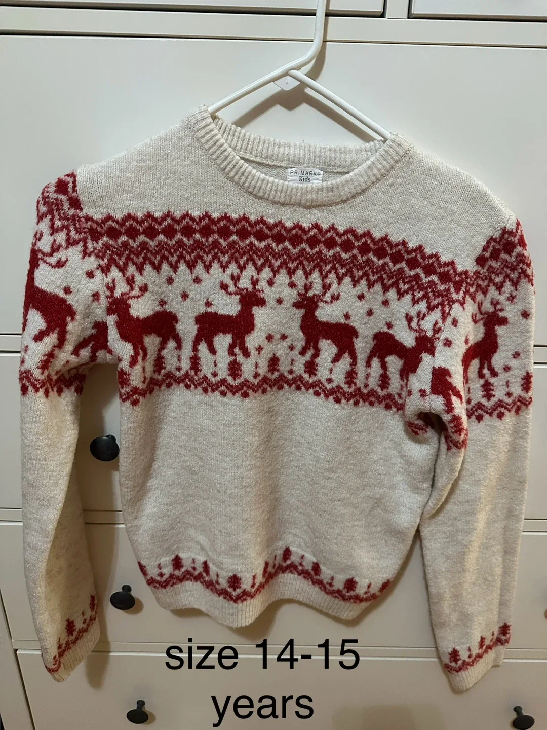 women  Sweaters - Sizes Small to Medium image indicator(2)