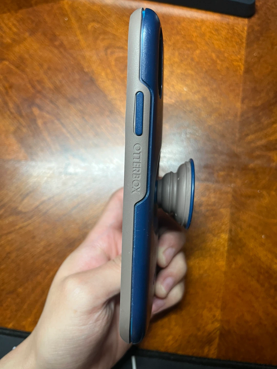 Otterbox iPhone Case with Pop Socket - photo 4