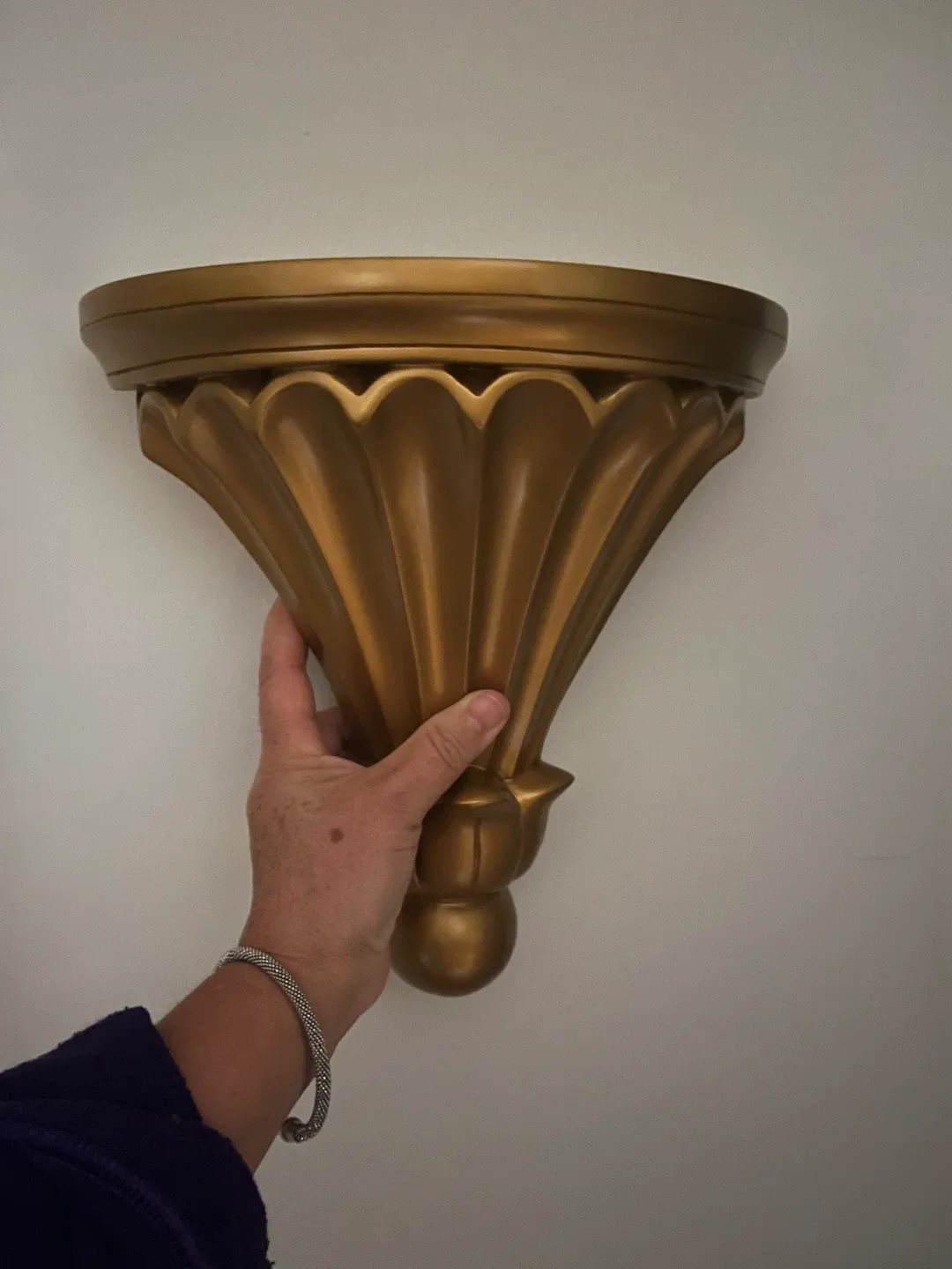 Gold Decorative Wall Shelf - Set of 2 image indicator(3)