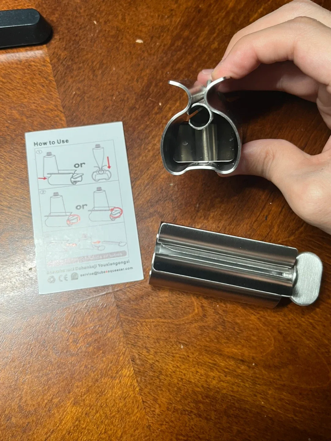 Toothpaste Squeezer - 2 Pcs image indicator(2)