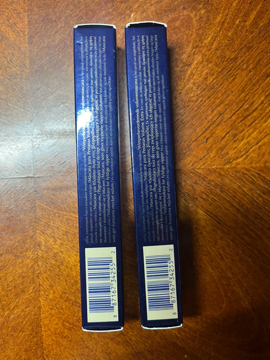 Estée Lauder Sumptuous Extreme Mascara image indicator(2)