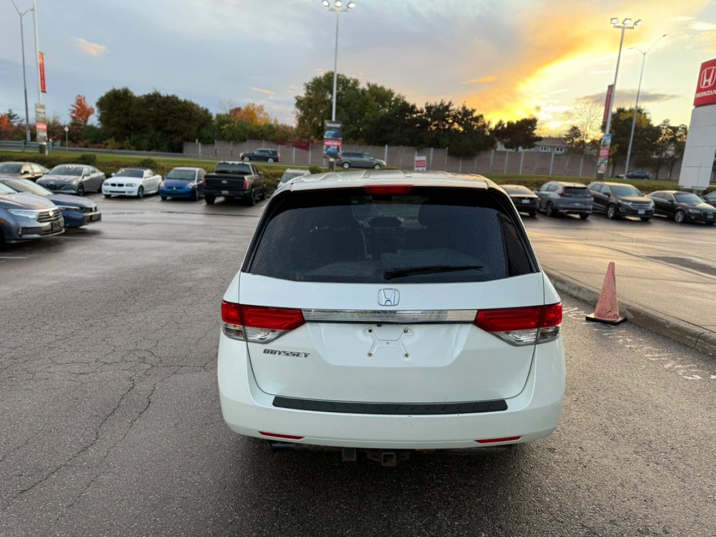 2016 Honda Odyssey EX w/ DVD – Clean Title, No Accidents 🚐 - photo 4