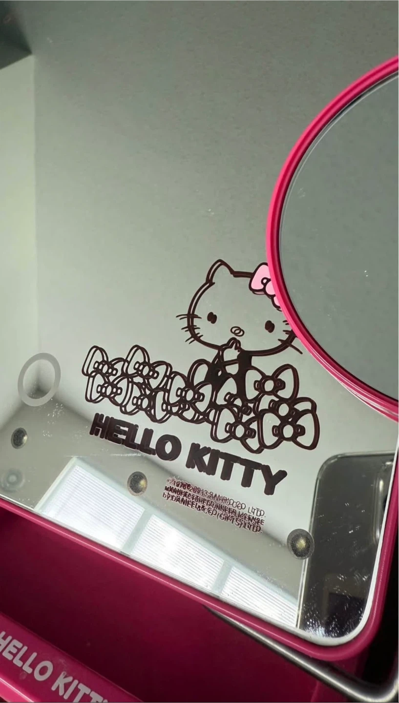 Hello Kitty Lighted Vanity Makeup Mirror - Pink
