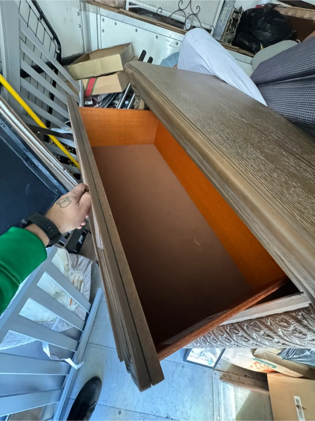 Wooden 5-Drawer Dresser image indicator(5)