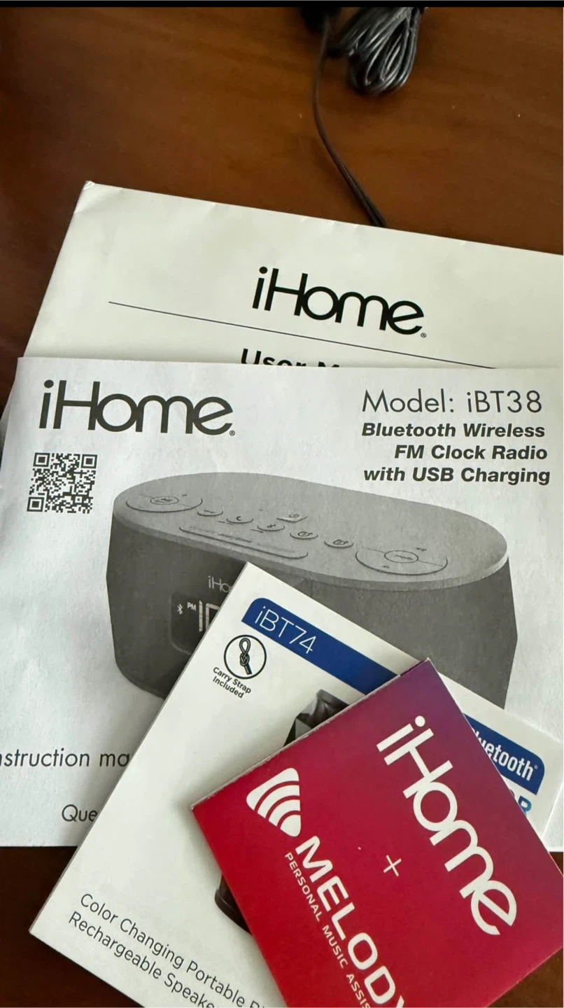 iHome iBT38 Bluetooth Wireless FM Clock Radio
