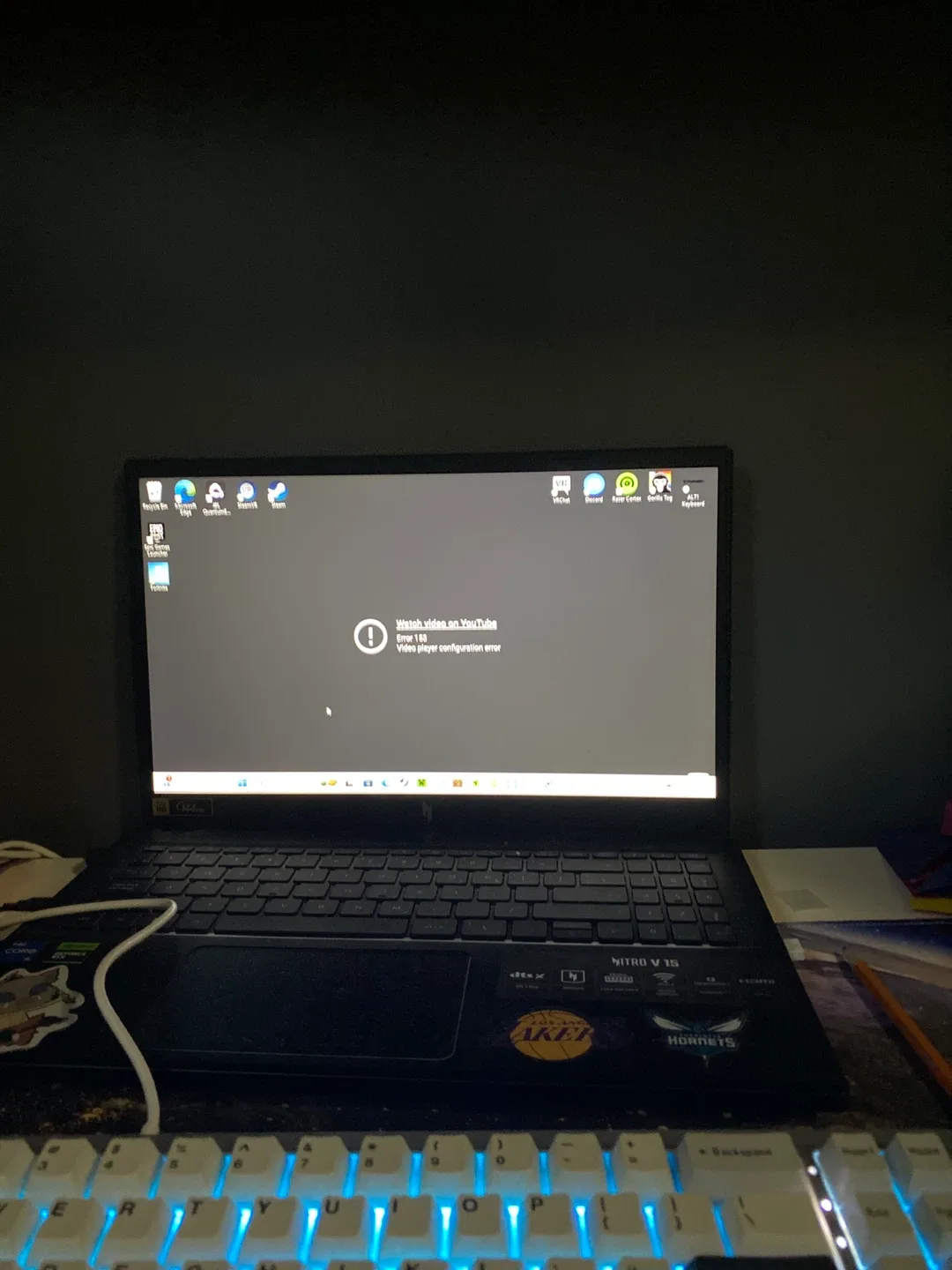 Acer nitro V 15 Gaming laptop 144htz screen thumbnail