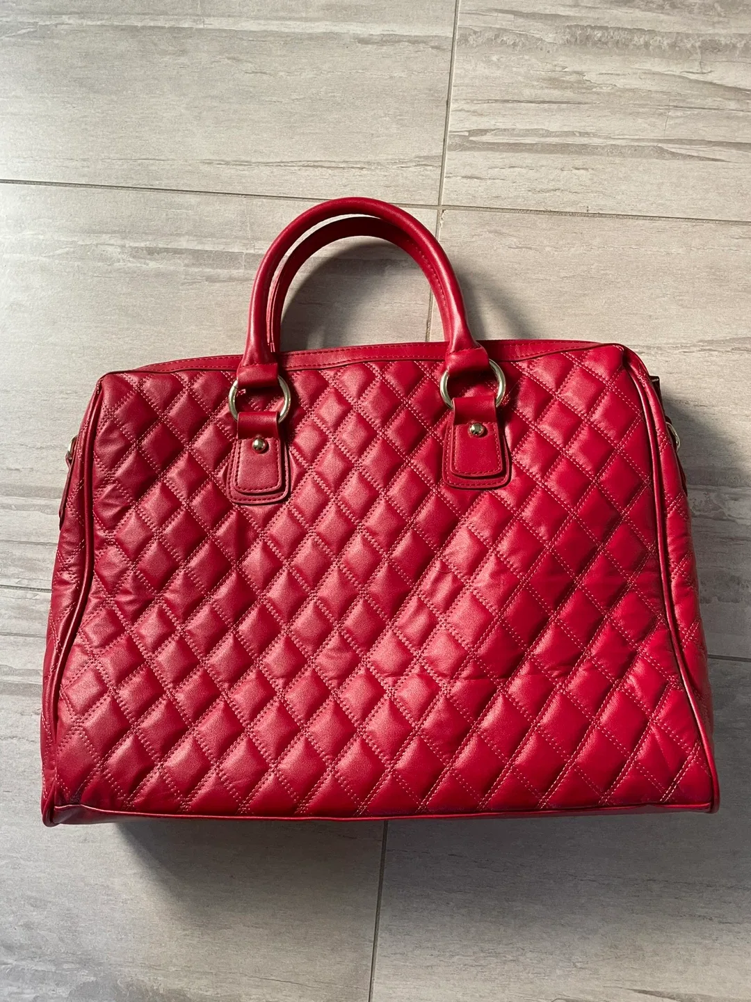 Red Quilted Handbag image indicator(2)