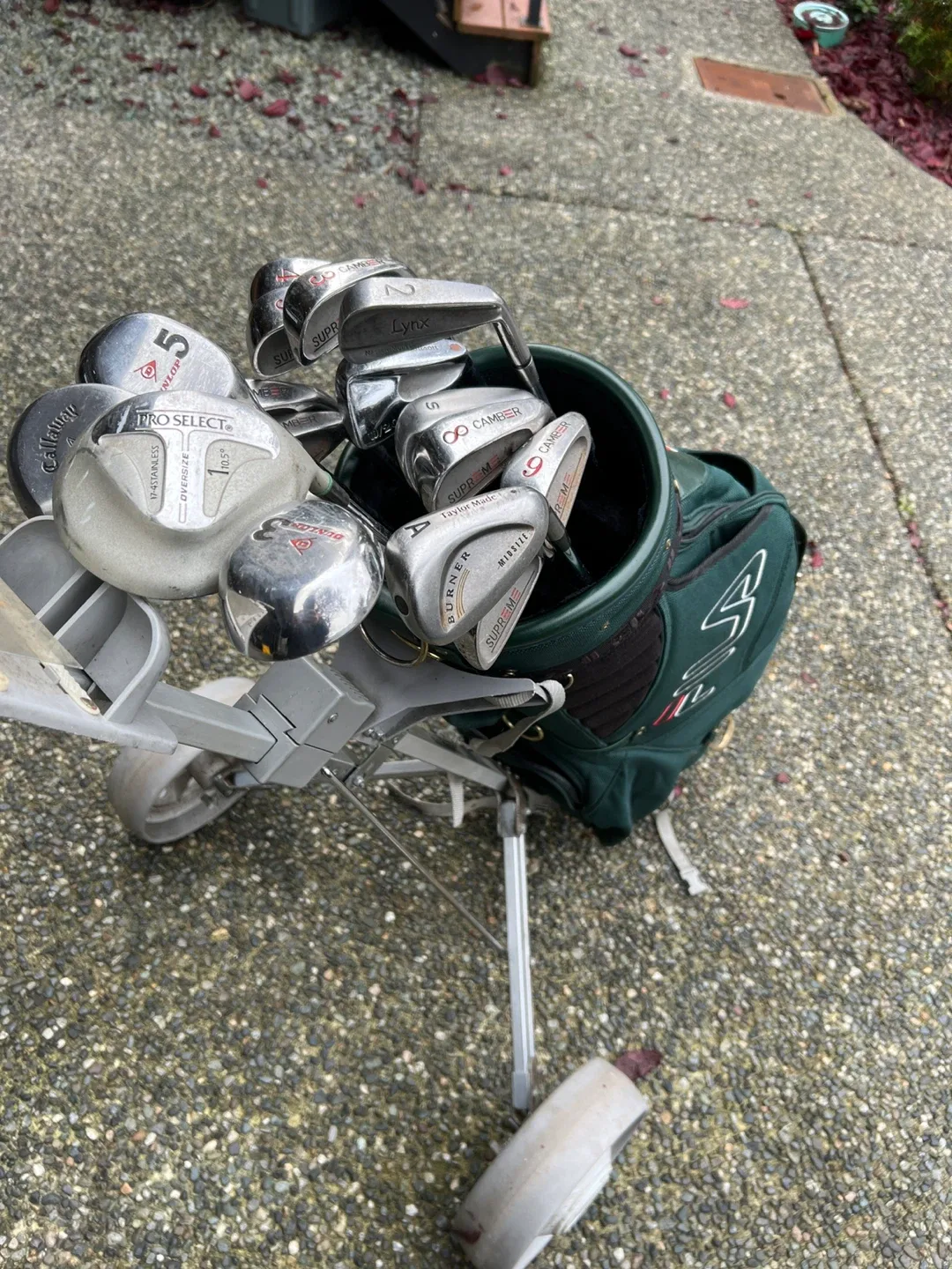 Golf Club Set with Fila Golf Bag image indicator(2)