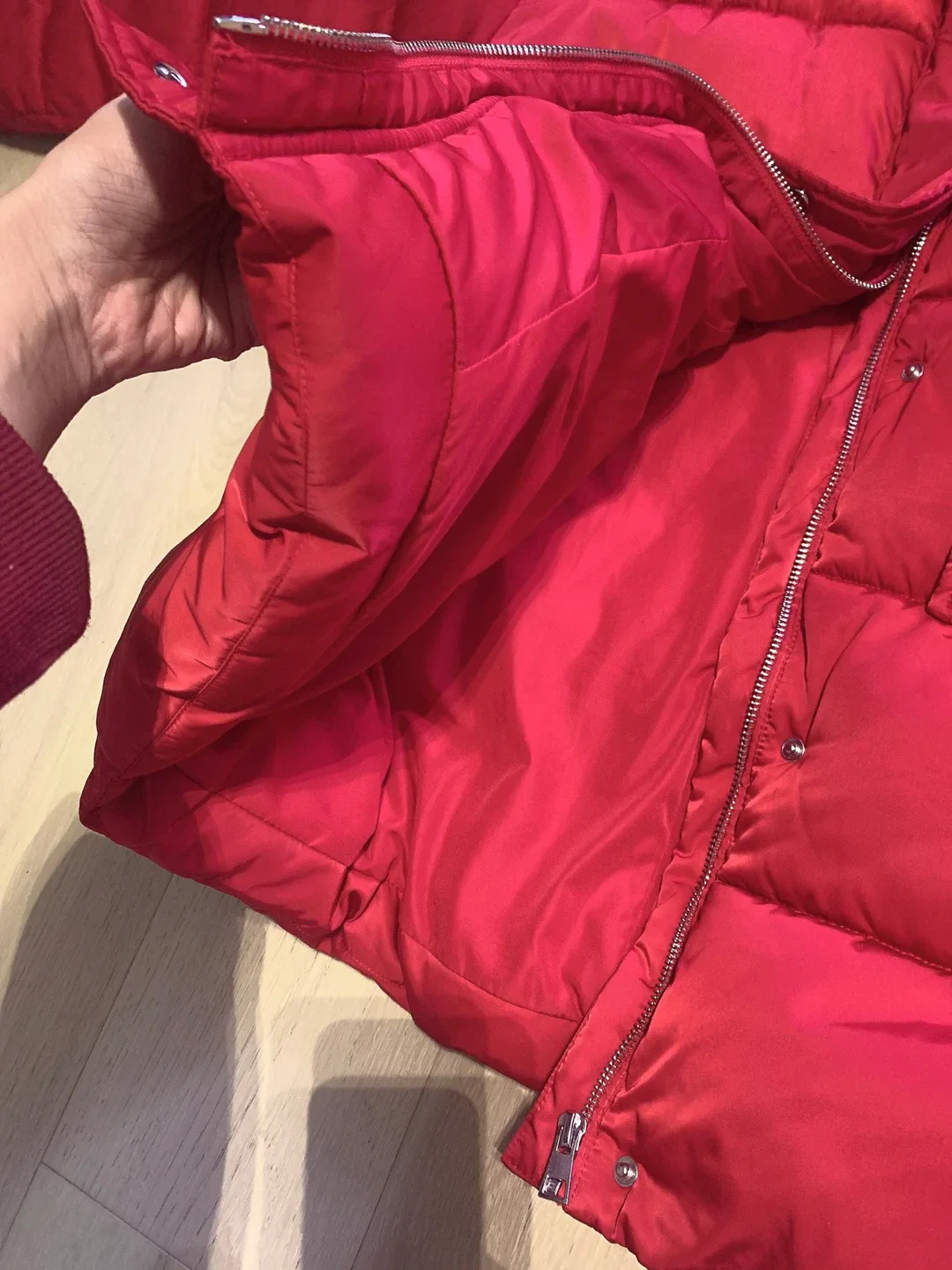 Zara TRF Outerwear Red Puffer Jacket - Size S image indicator(5)