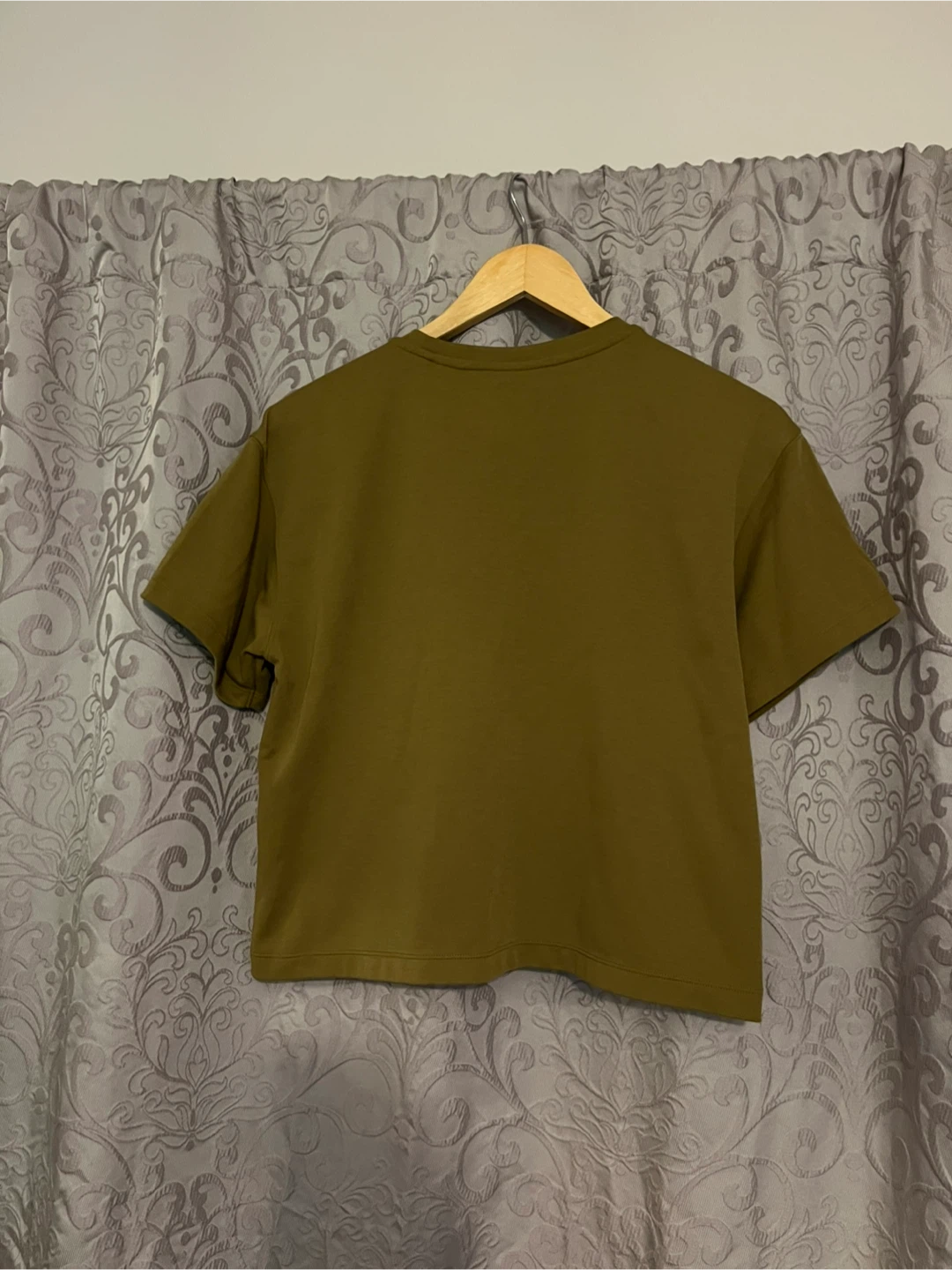Uniqlo Olive Green T-Shirt - Size S - photo 3