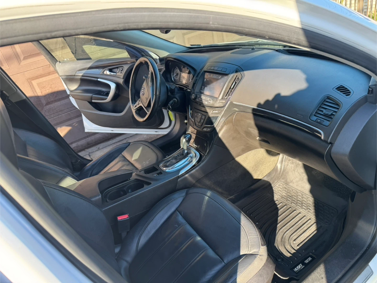 White Buick Regal 2017 - photo 5