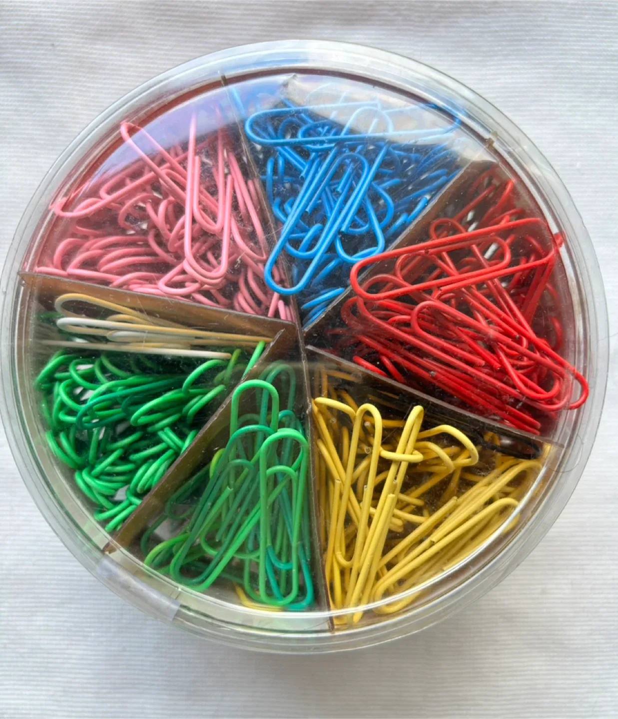 Jumbo Paper Clips, Assorted Colors, 500 Count, Never Used image indicator(2)