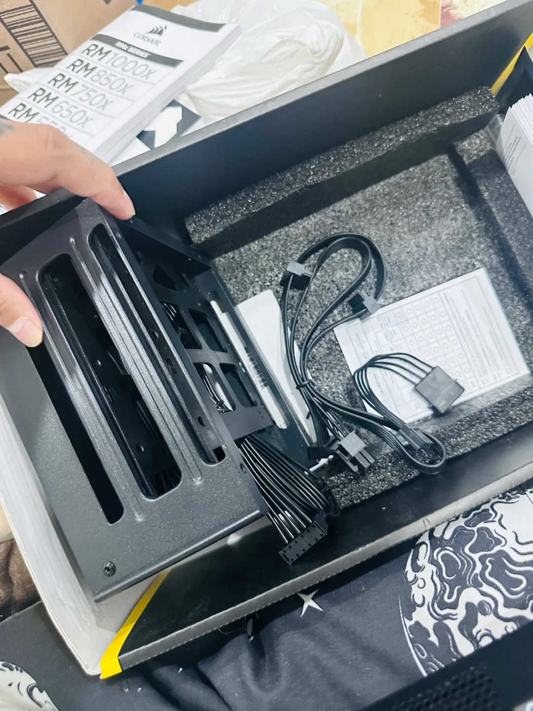 Gigabyte P750GM Power Supply image indicator(4)