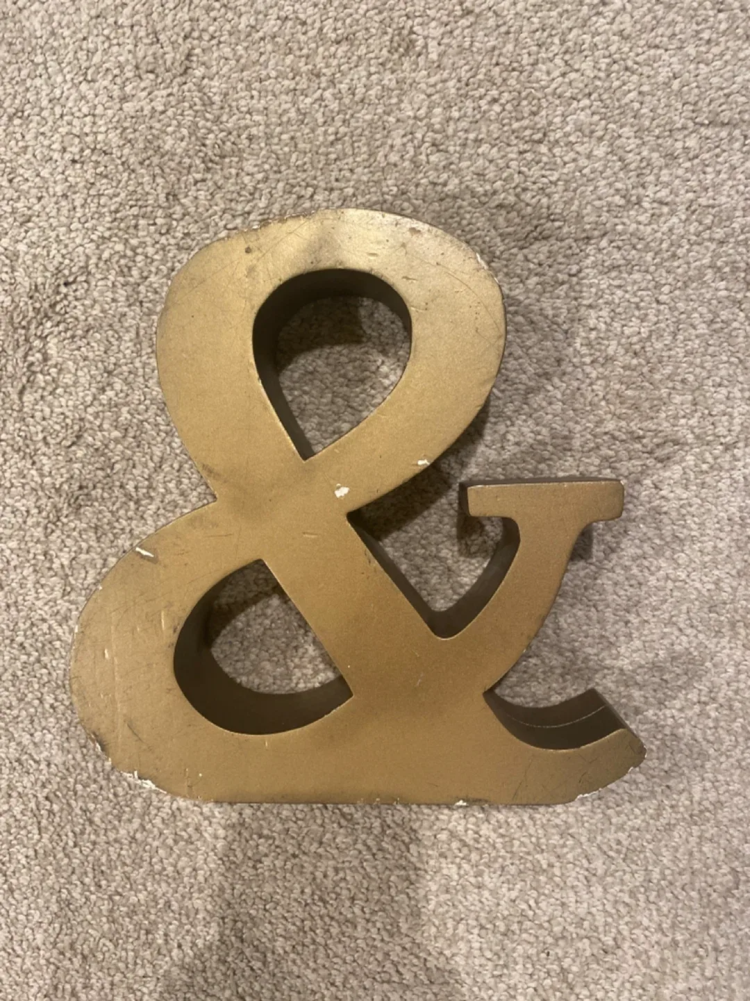 Gold Decorative Ampersand image indicator(2)