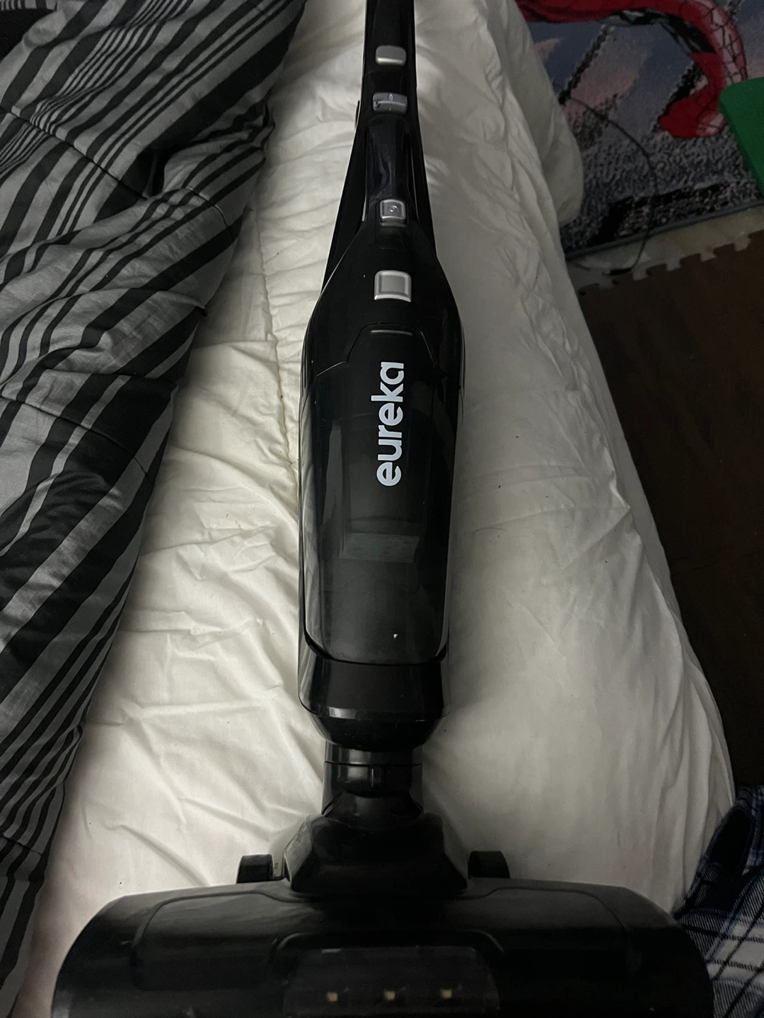 Eureka NEC260C Vacuum Cleaner