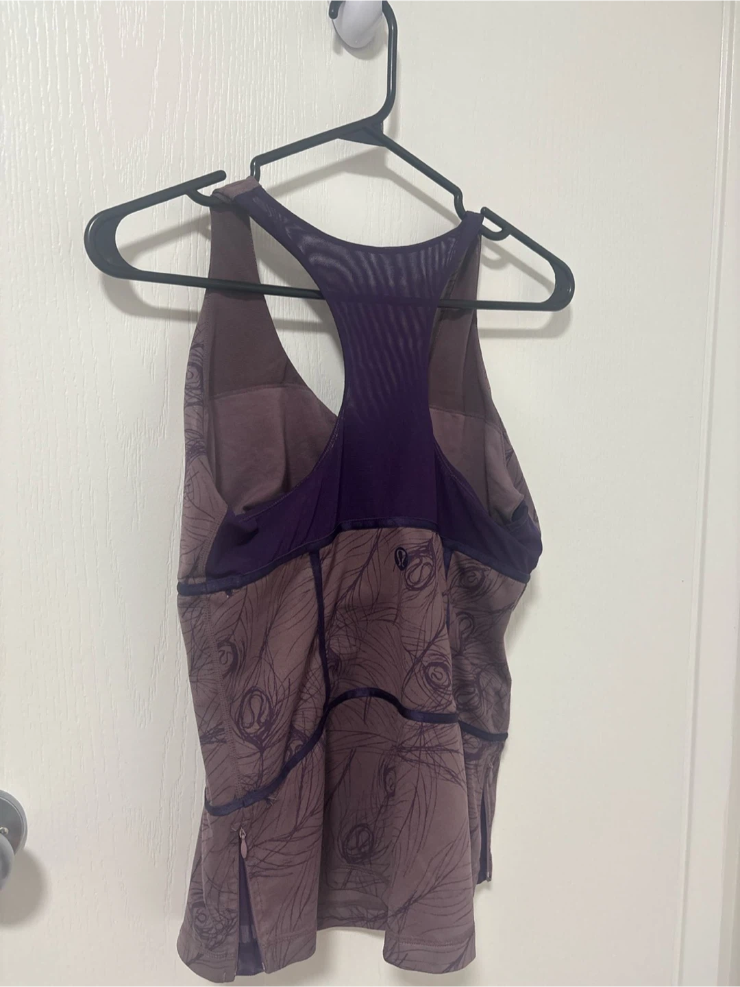 Lululemon Tank Top, Size 8 - photo 3