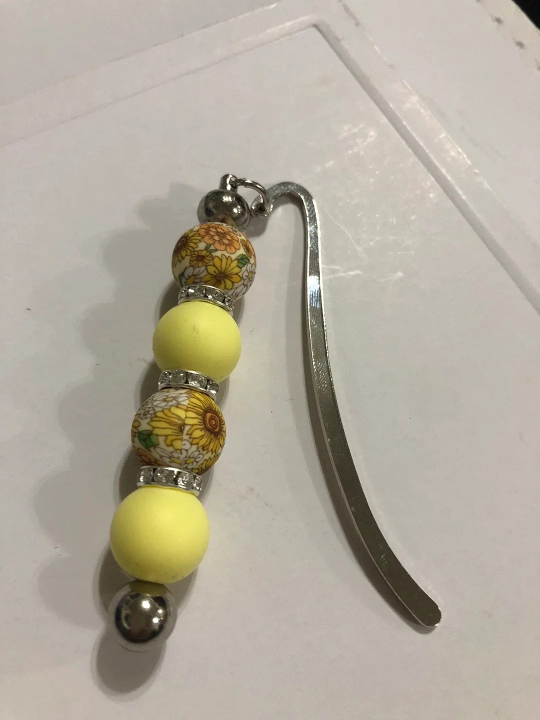 Handmade Beaded Bookmark image indicator(2)