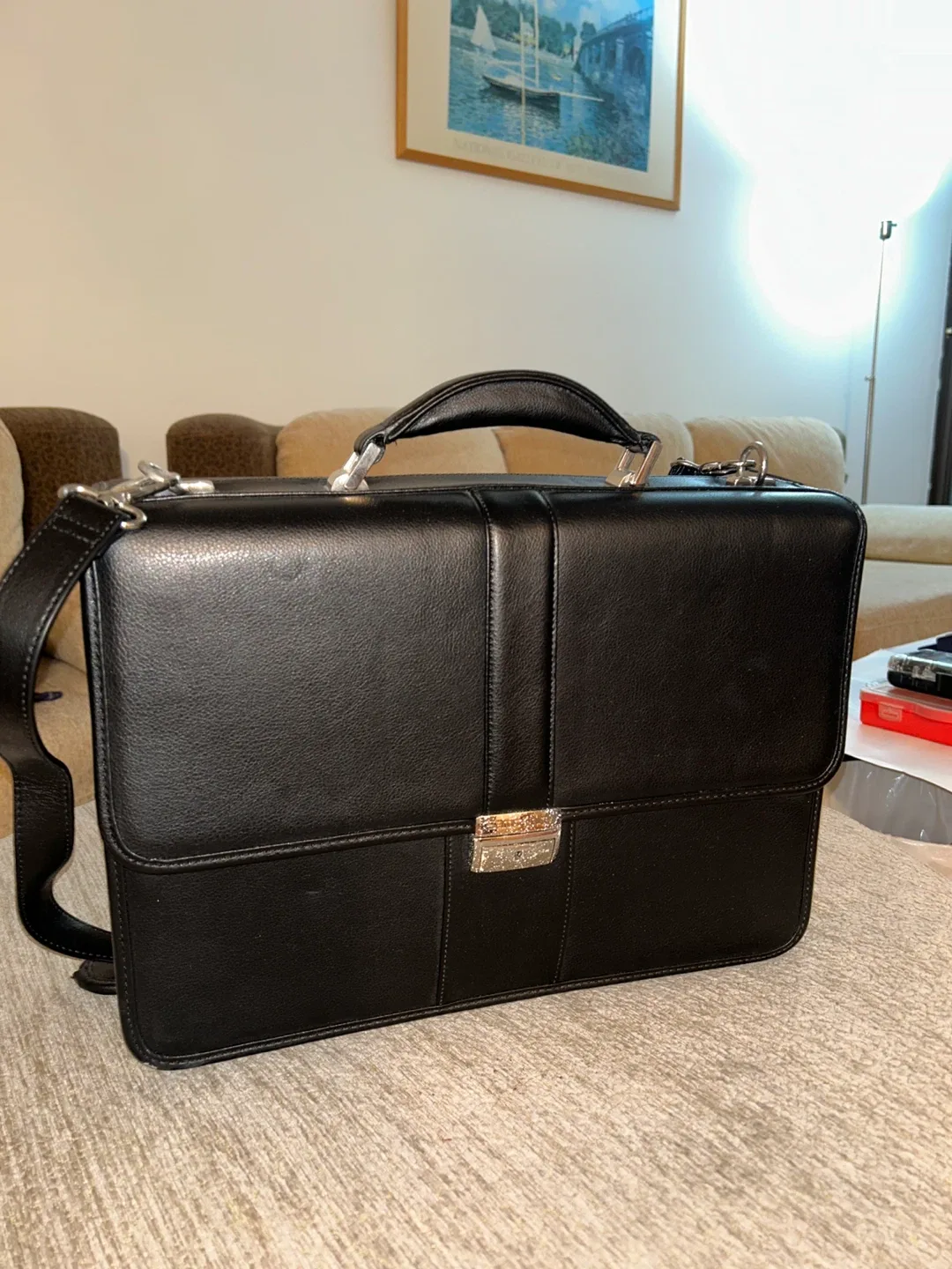 Samsonite Black Leather Briefcase image indicator(4)