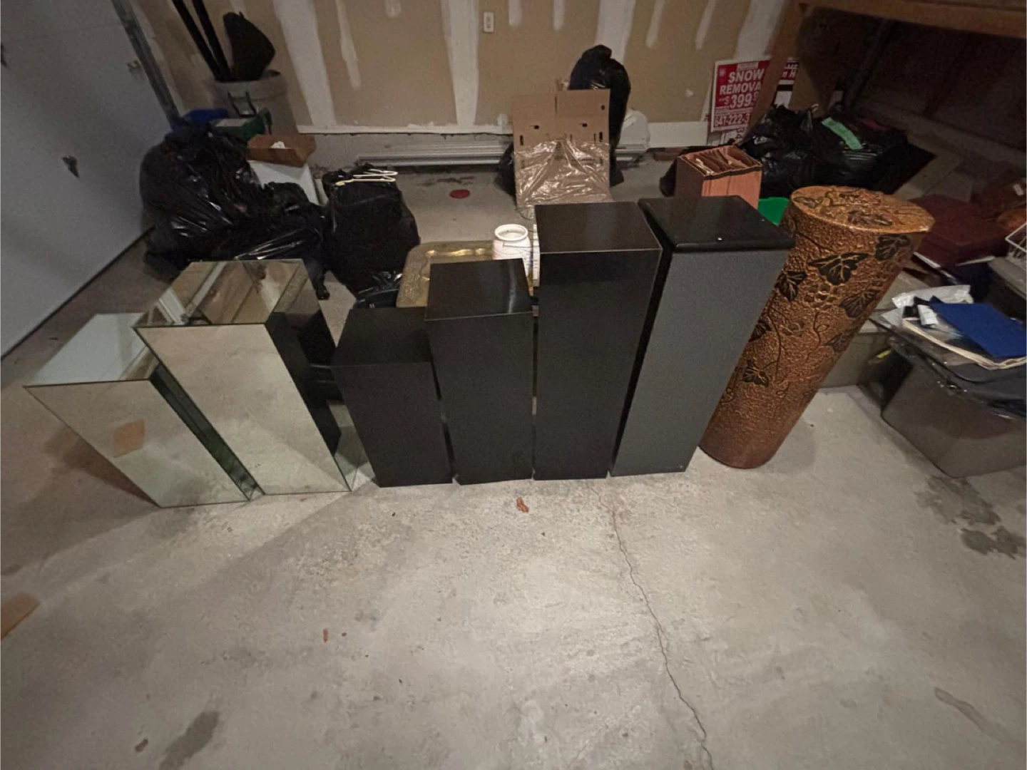 7 Decorative Display Pedestals
