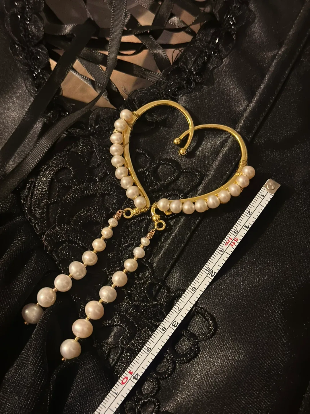 $50 Brand new White Fresh Pearl Earring Cuff , a pair image indicator(4)