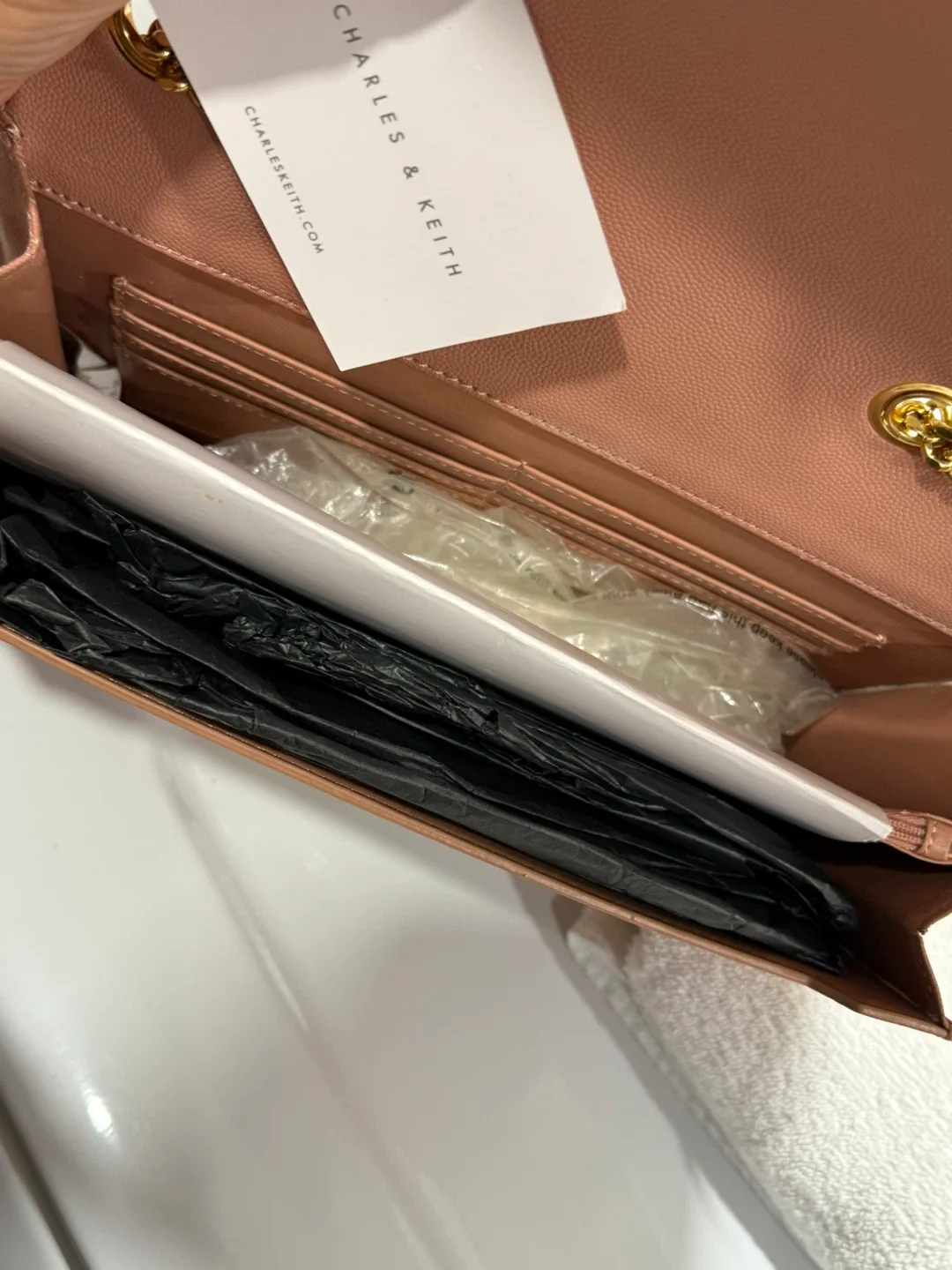 Charles & Keith Pink Chain Bag image indicator(7)