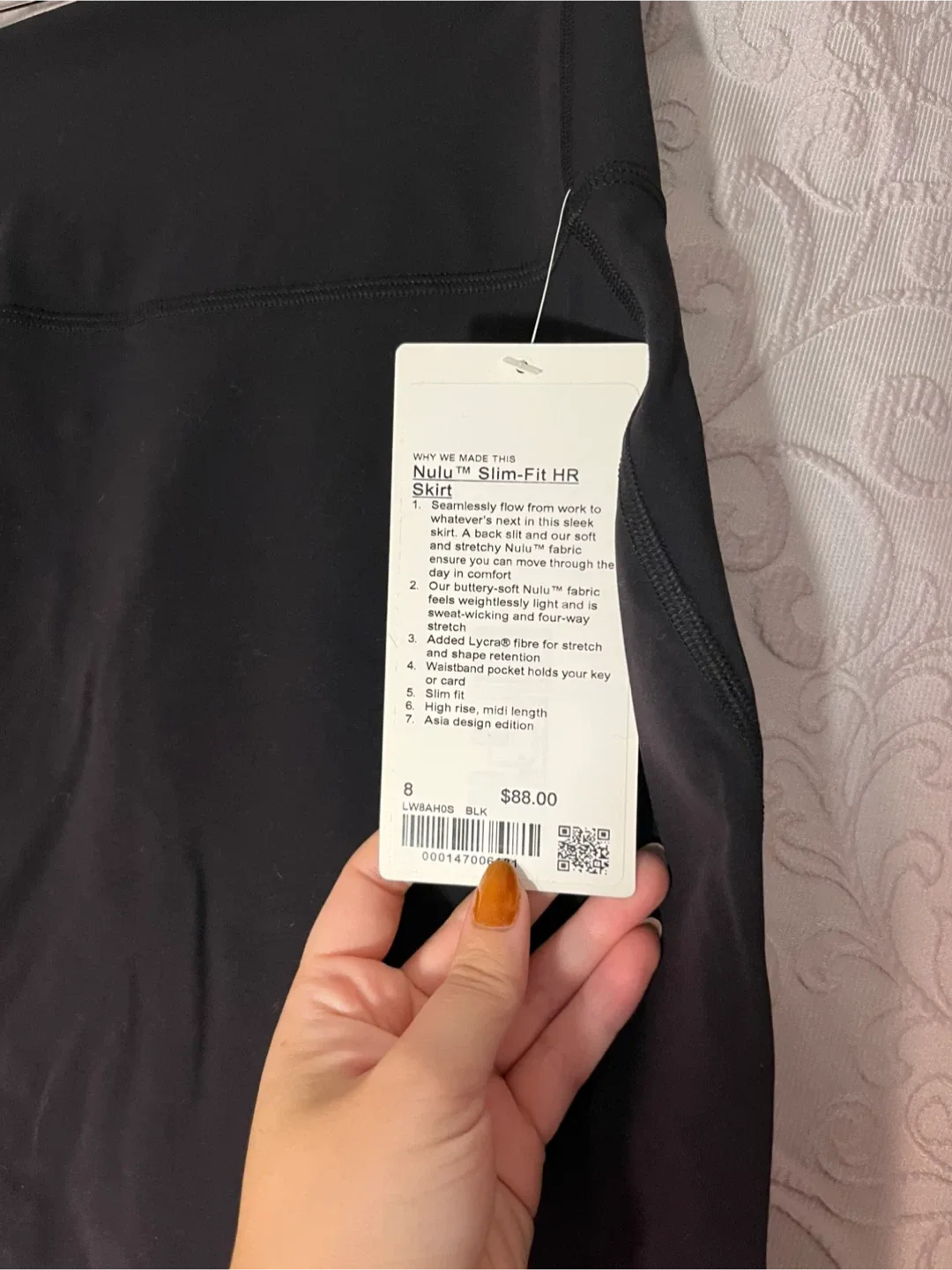 Lululemon Nulu Slim-Fit High-Rise Skirt - Size 8 image indicator(3)