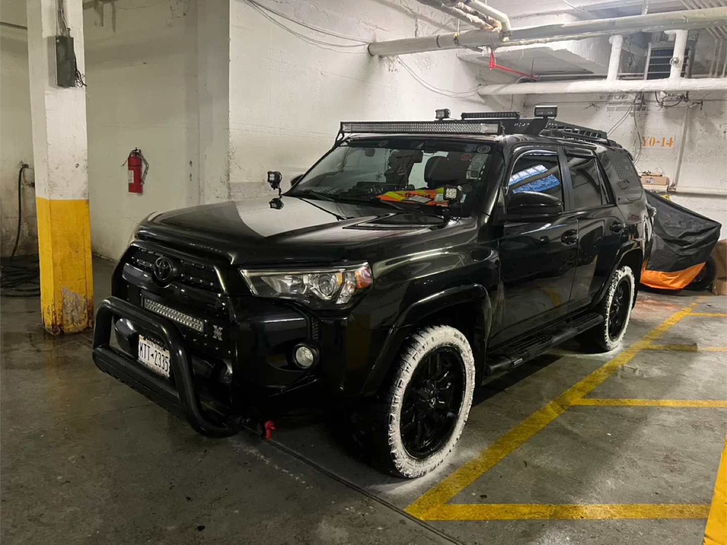 2016 Toyota 4Runner SUV - Black sr5 image indicator(8)