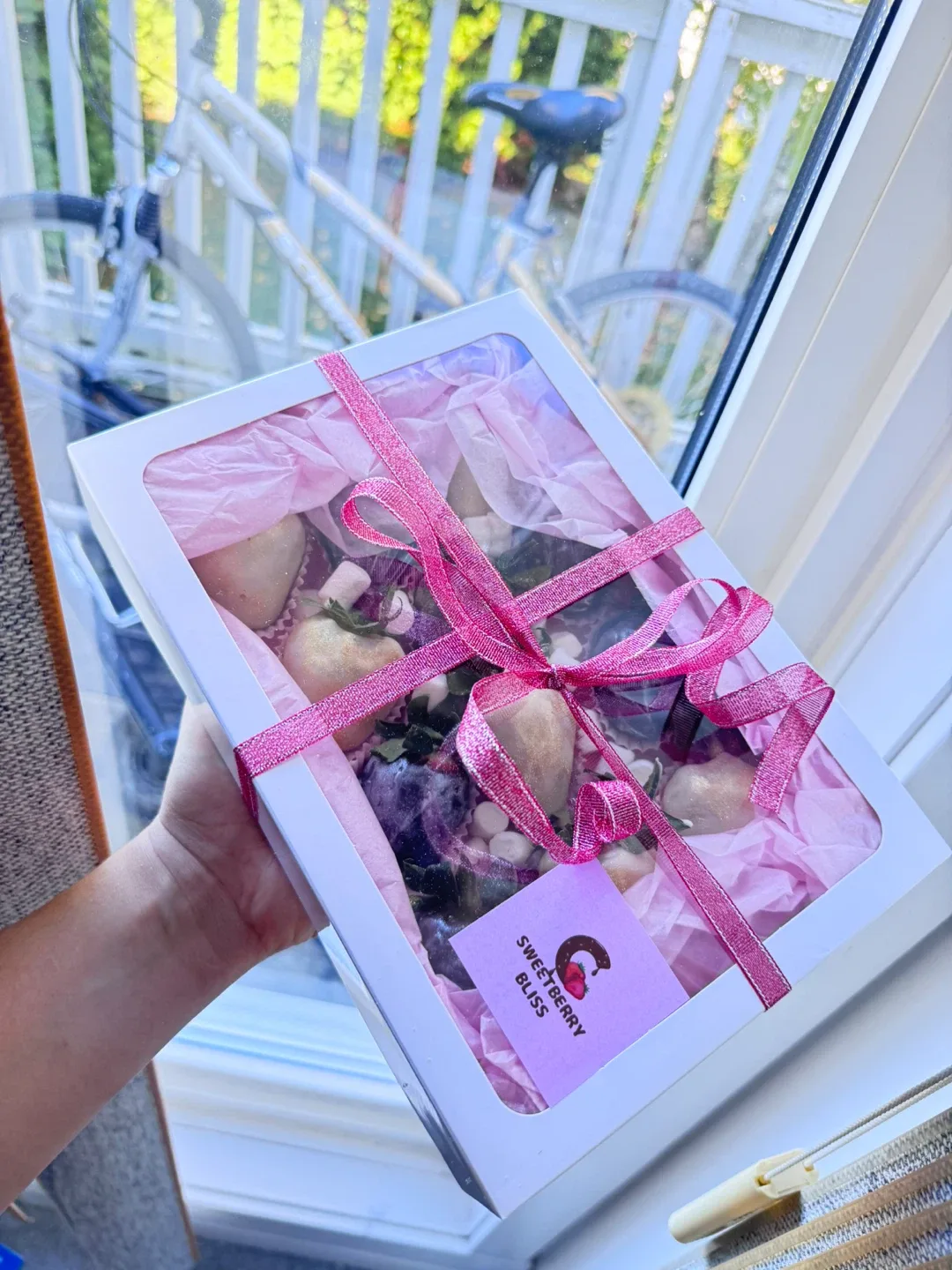 Chocolate Covered Strawberries image indicator(7)