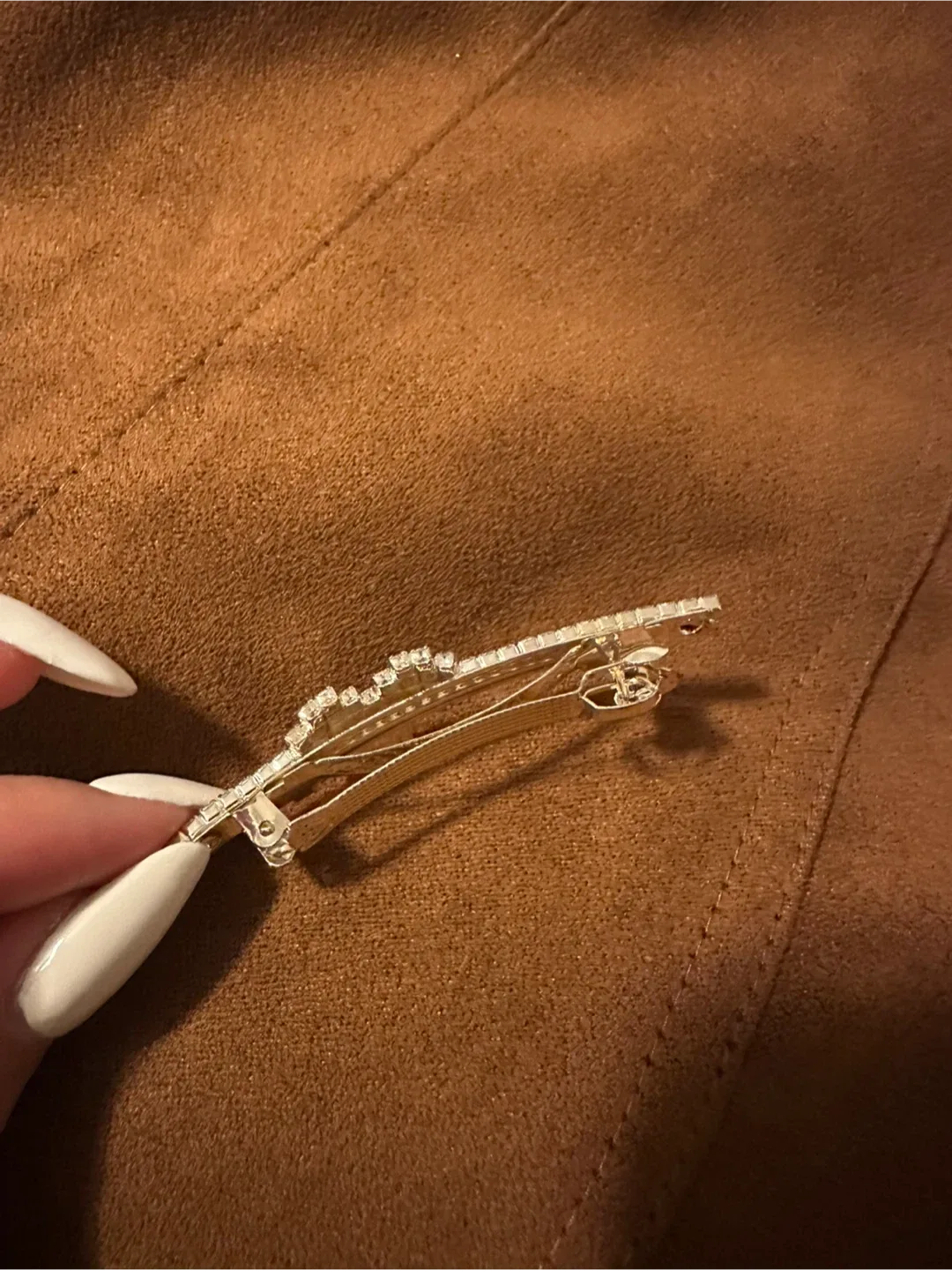 Min $5 Diamond Heart Rhinestone Hair Clip image indicator(3)