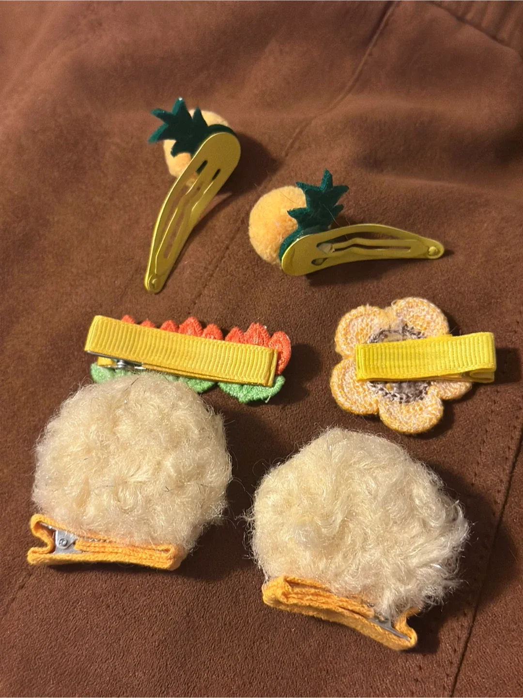 Kids yellow Cute Hair Clips - Set of 5 image indicator(2)