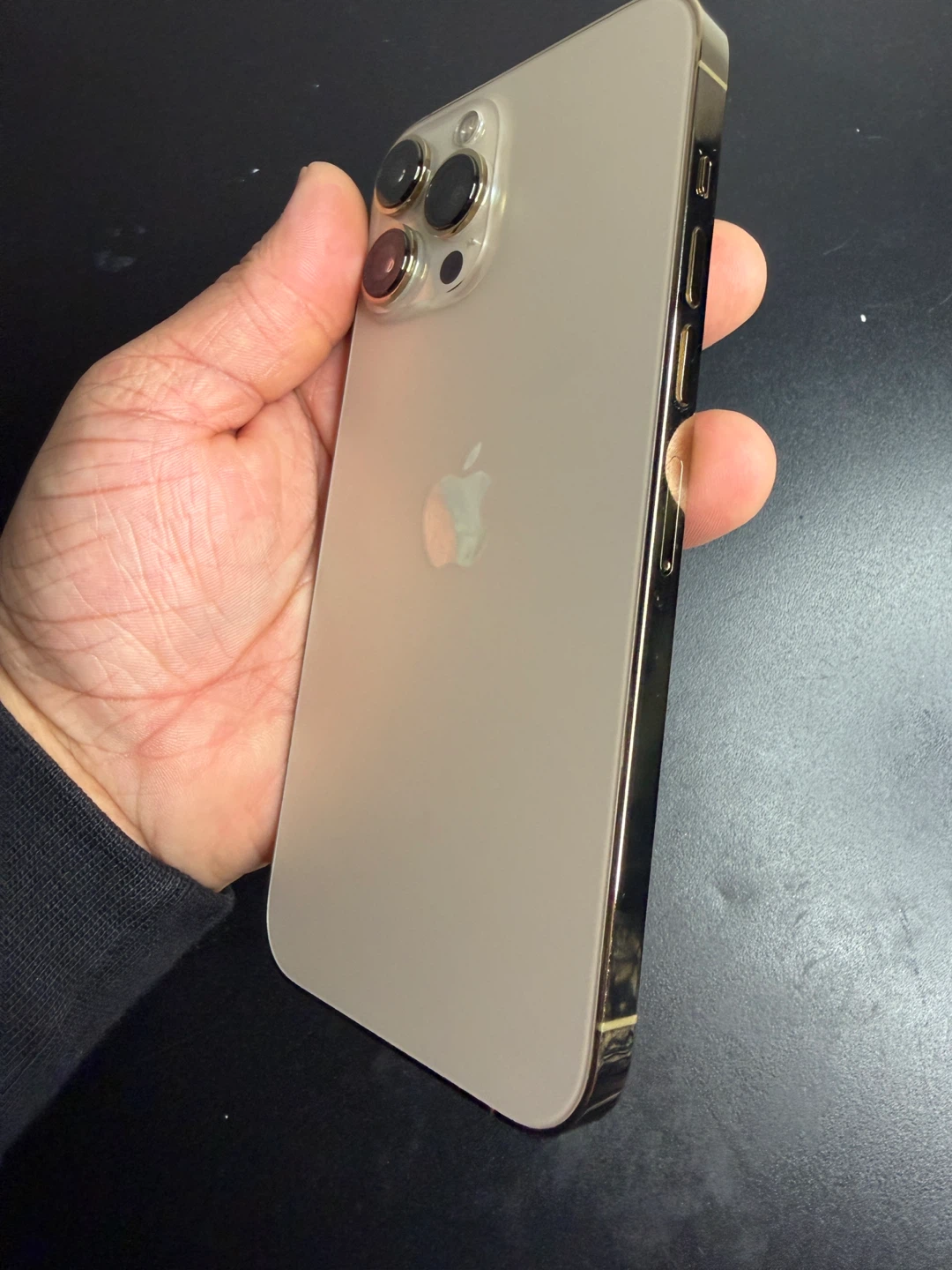 Apple iPhone 13 Pro Max Gold - photo 2