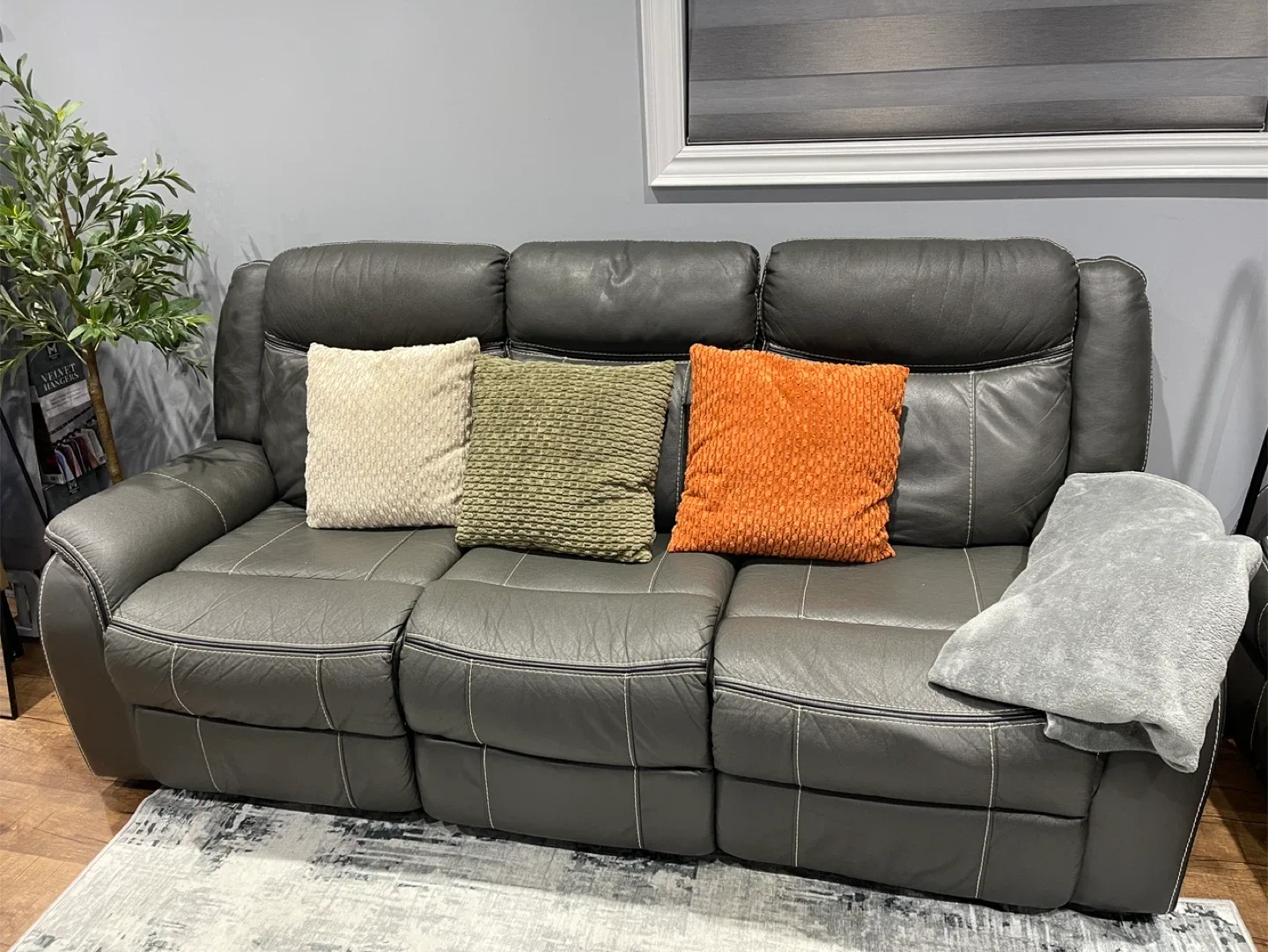 Grey Leather Reclining Sofa with Cup Holders image indicator(4)