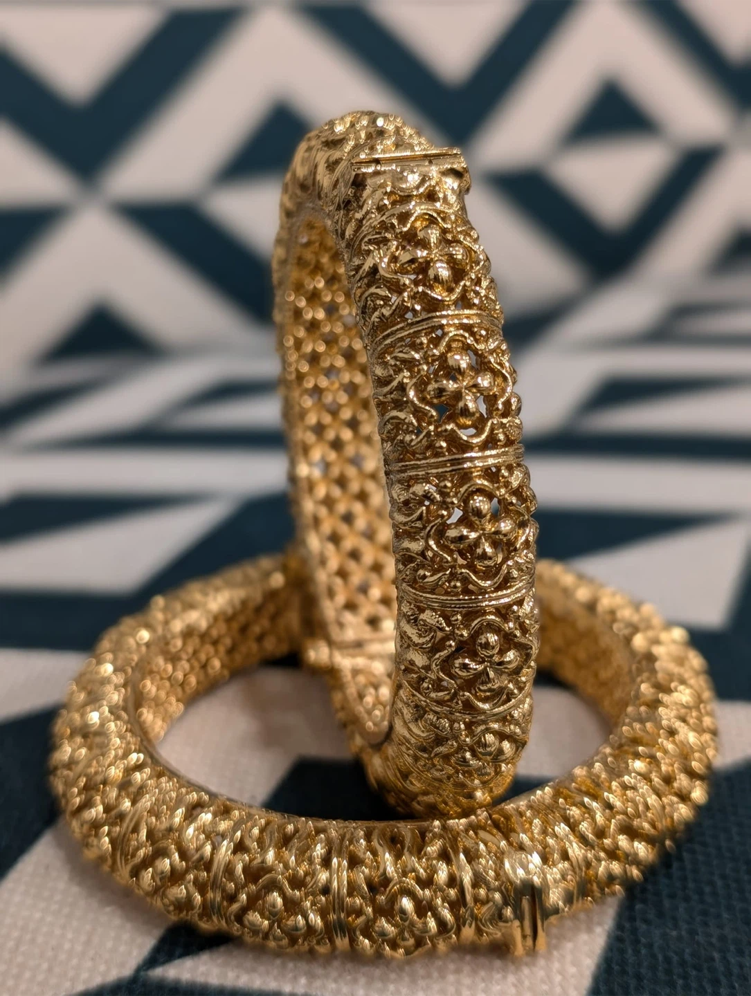 Gold plated Bangles - Set of 2 - photo 4