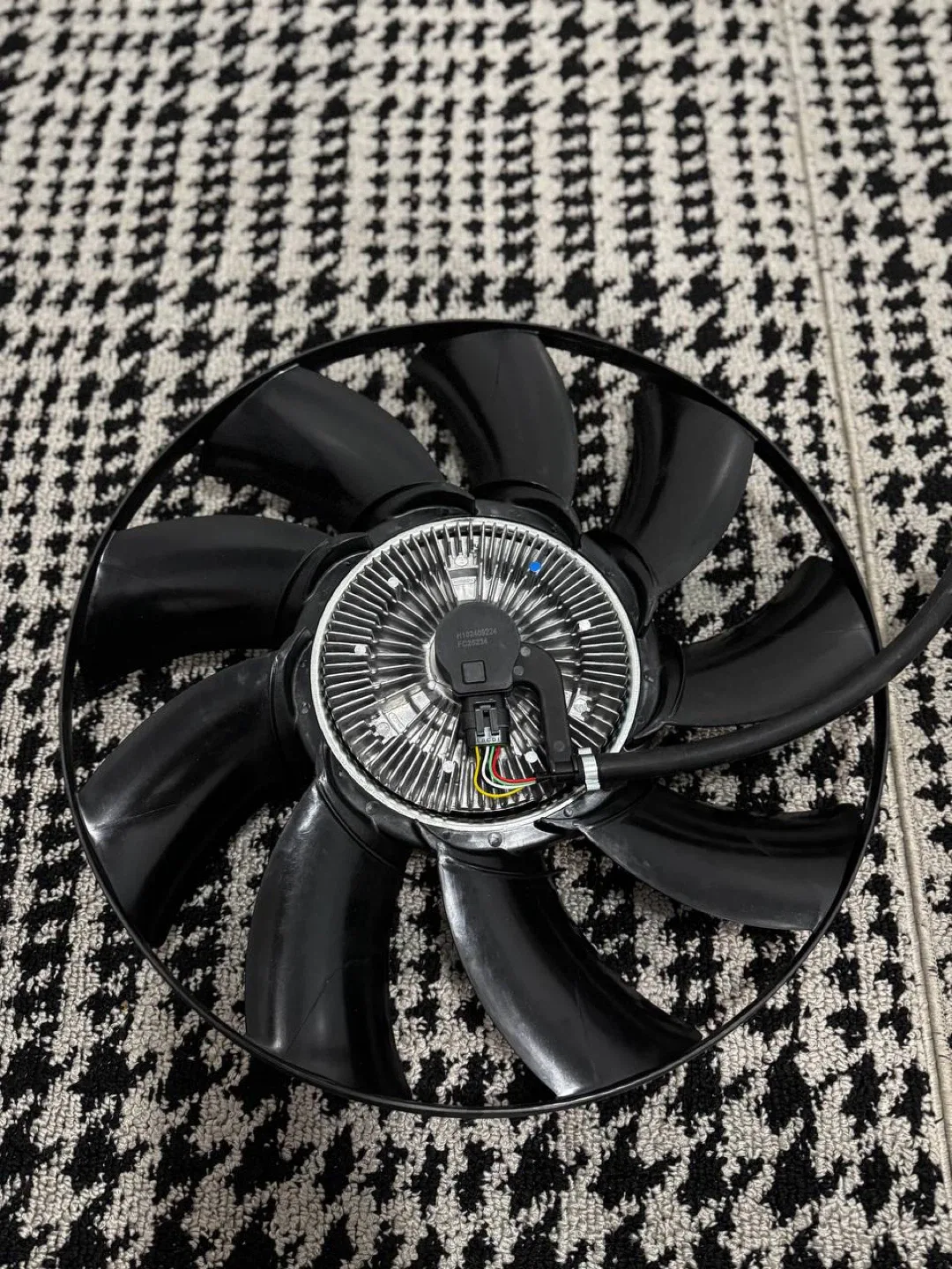 A-Premium Electronic Radiator VCooling Fan Clutch – Land Rover R image indicator(7)