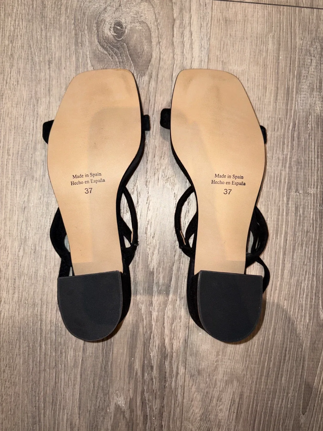 L'intervalle Black Heels - Size 37 image indicator(2)