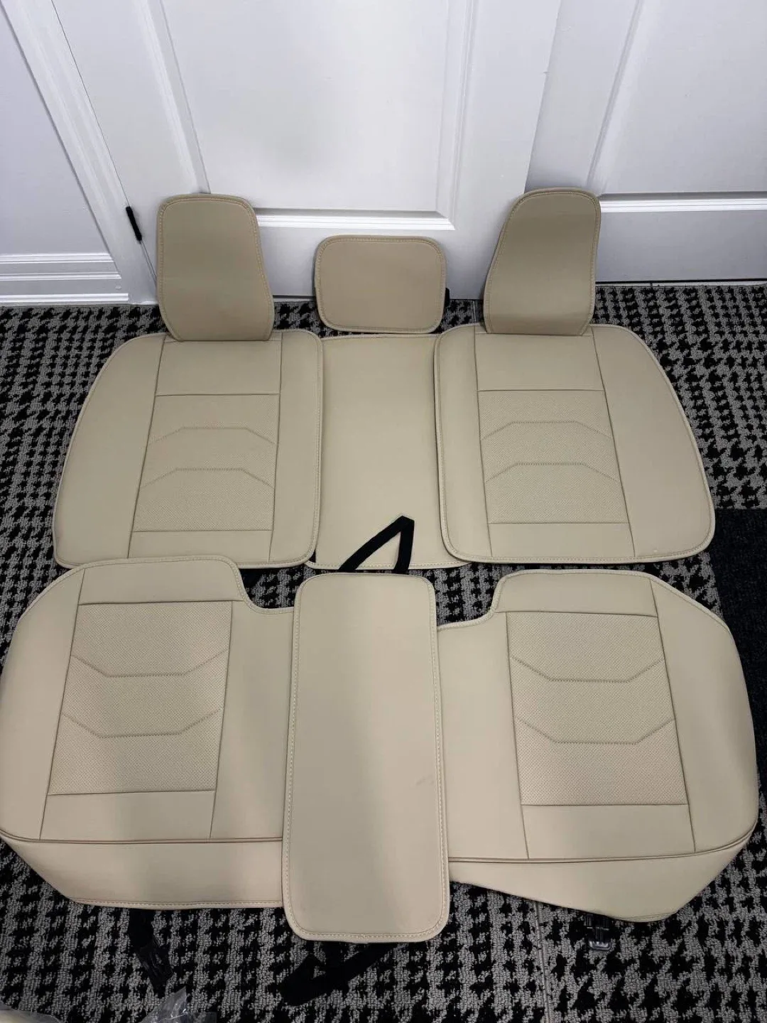 Geamoi Universal Luxury Leather Car Seat Covers – Beige Full Set image indicator(9)