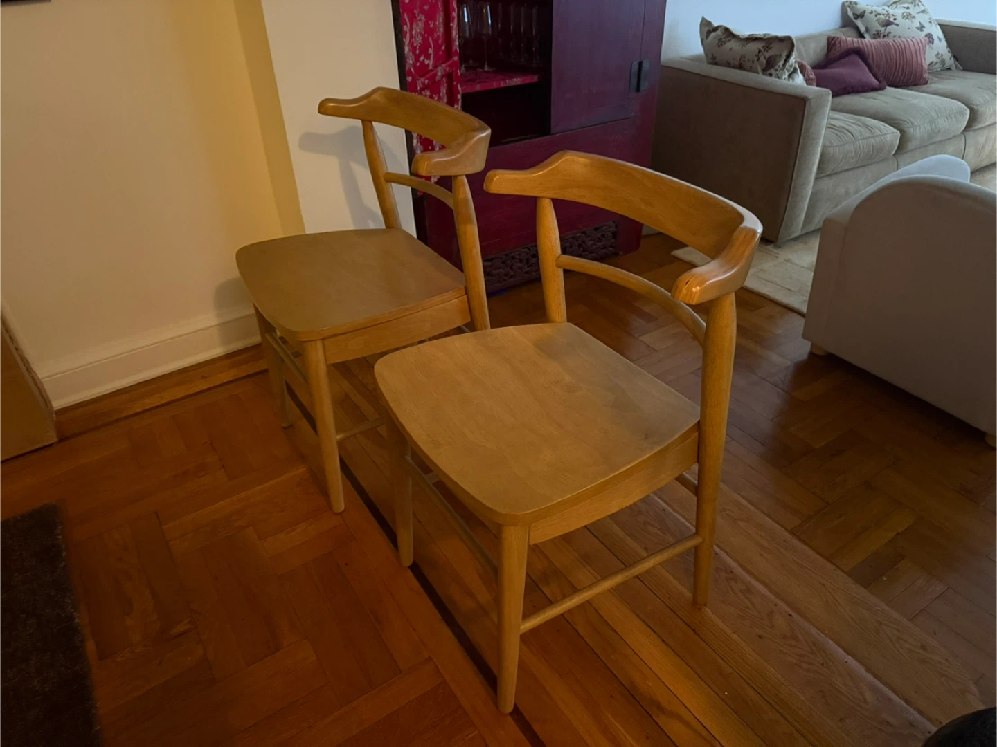 4 Curved Wooden Dining Chairs - photo 2
