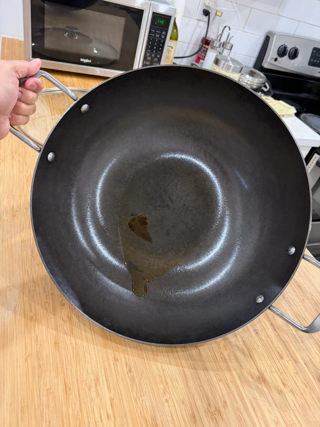 Cast iron wok 16 inch