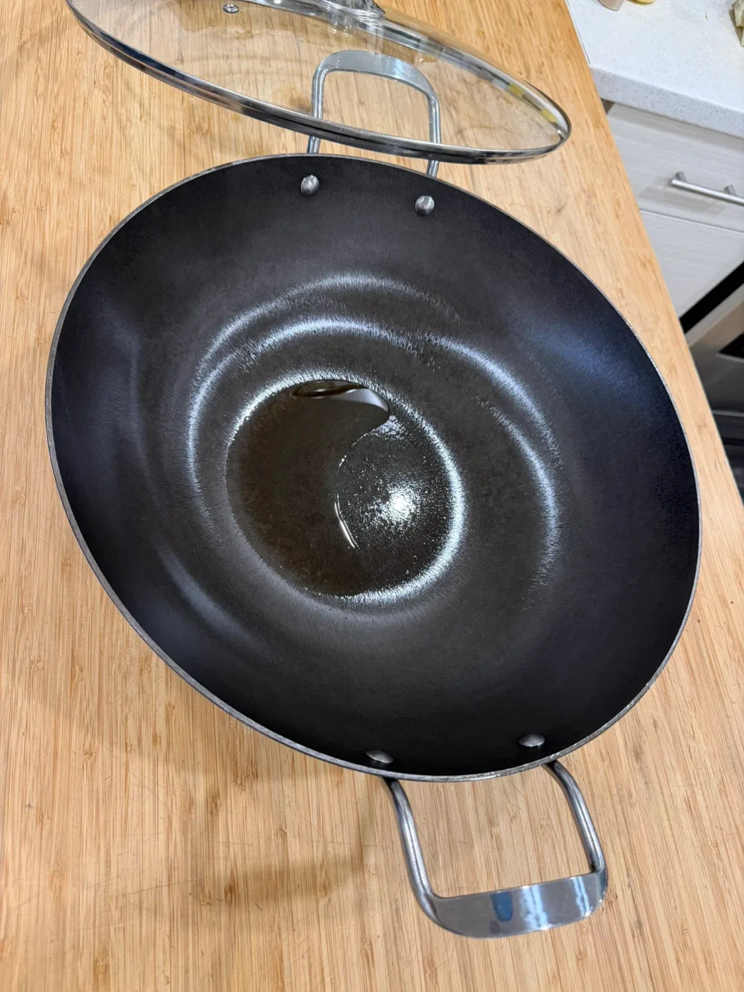 Cast iron wok 16 inch image indicator(2)