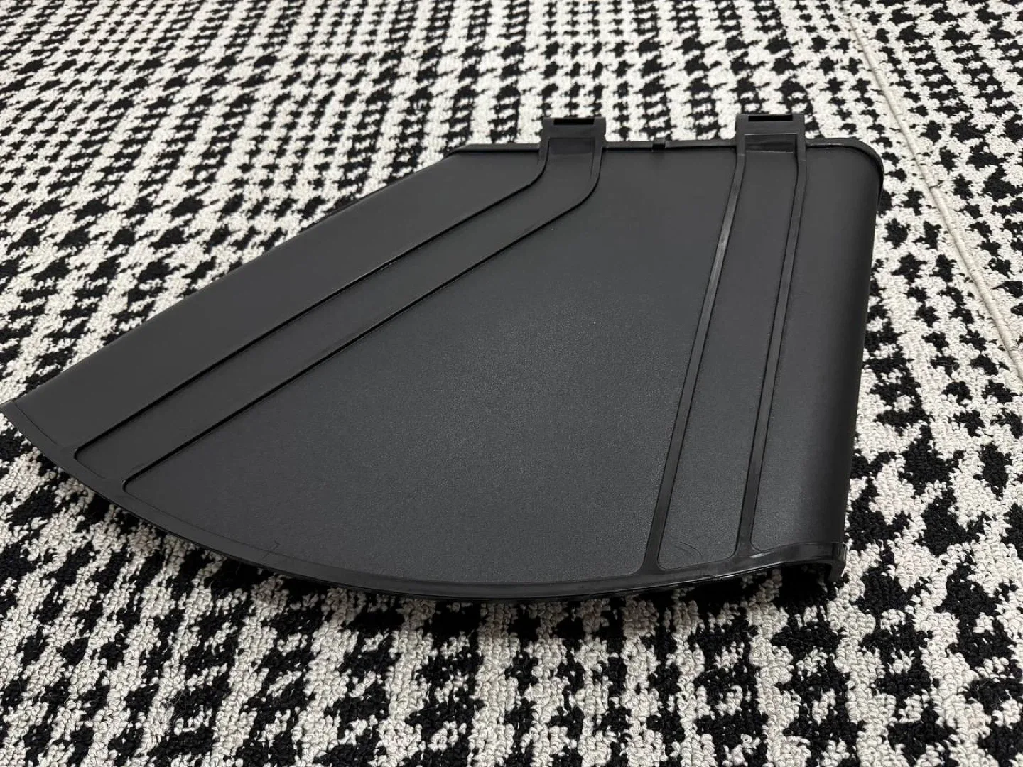 Deflector Shield 138-7502 for Exmark Quest E/S Series & Toro Un image indicator(3)