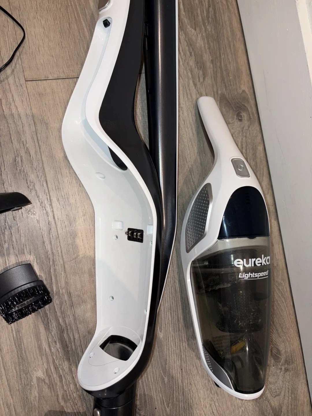 Eureka Lightspeed Cordless Vacuum image indicator(3)