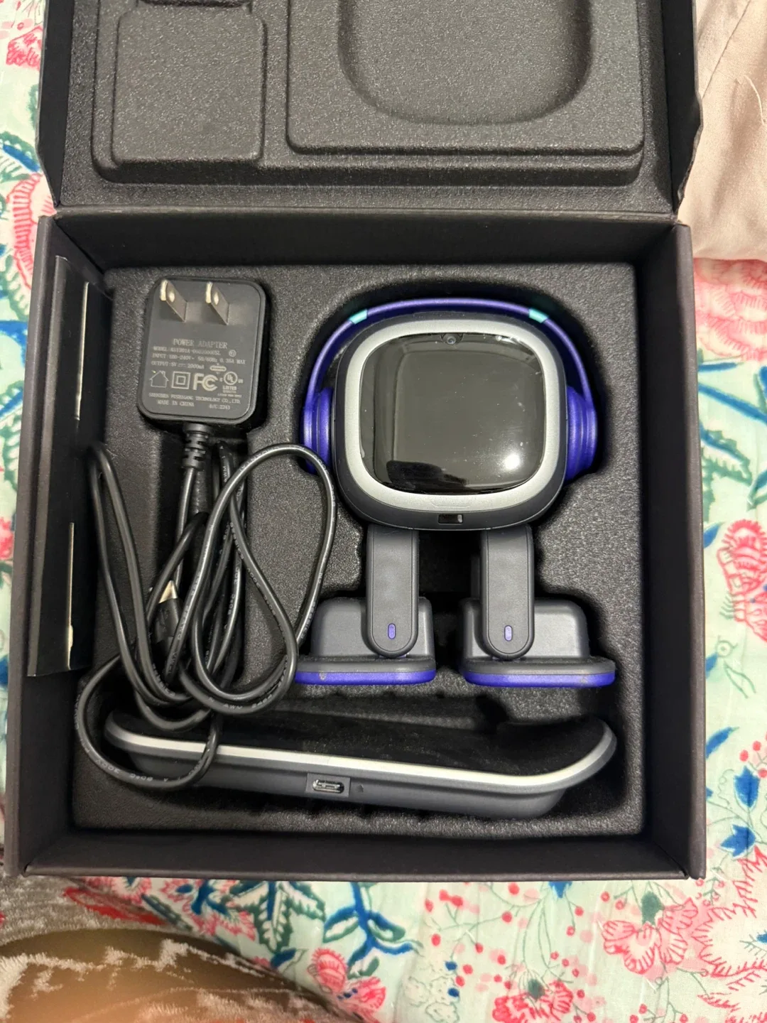 EMO desktop pet Robot image indicator(2)