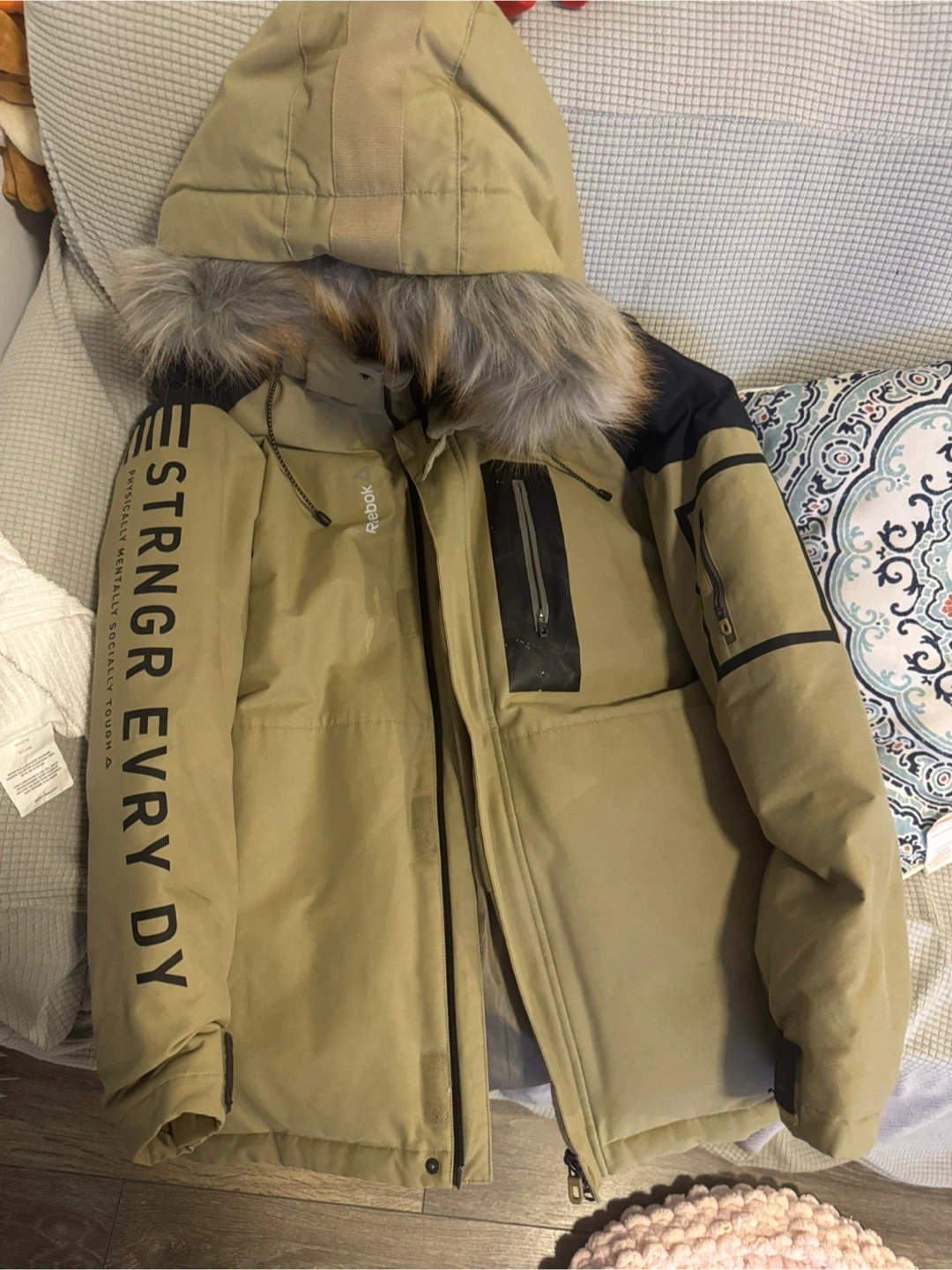 Reebok Winter Parka - Size 105