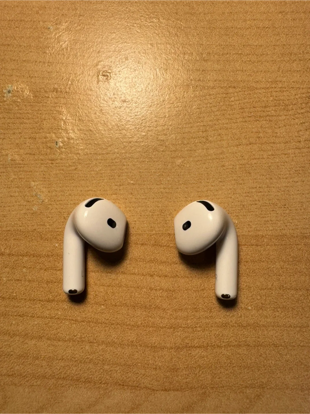 AirPods 4th Gen Noise Cancelling – Earbuds Only (No Case) image indicator(2)