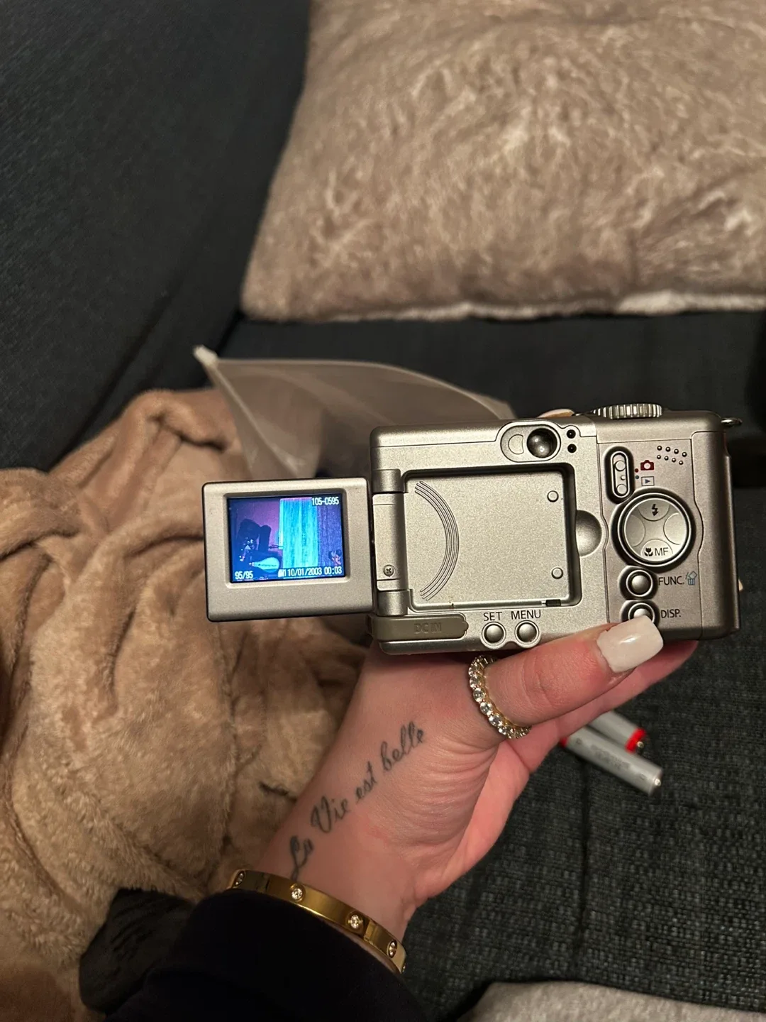 Canon PowerShot A720 is Digital Camera w/ Case & Box image indicator(4)