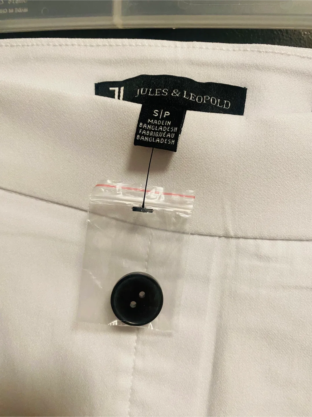 New Jules & Leopold White Slim Leg Ankle Pants - Size S/P image indicator(6)