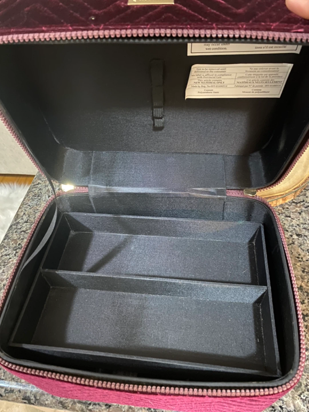 Quo Makeup Train Case - Burgundy - photo 4