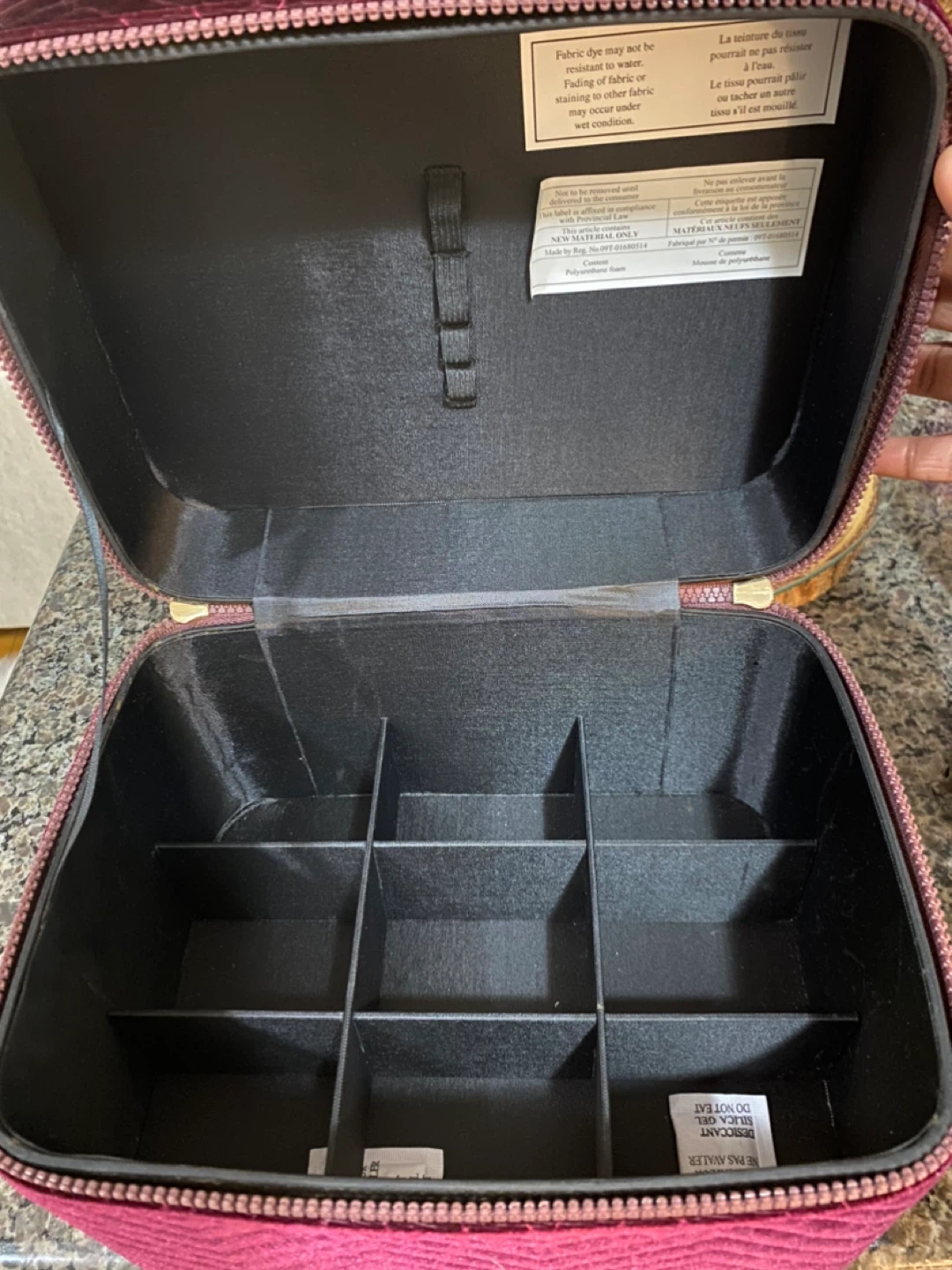 Quo Makeup Train Case - Burgundy - photo 2
