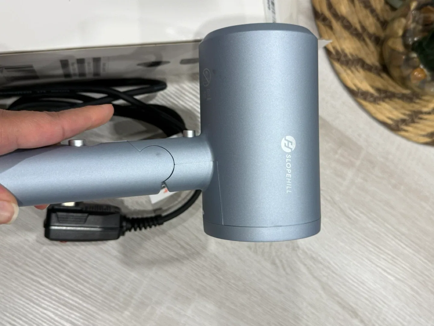 Slopehill Hair Dryer - Like New! image indicator(5)