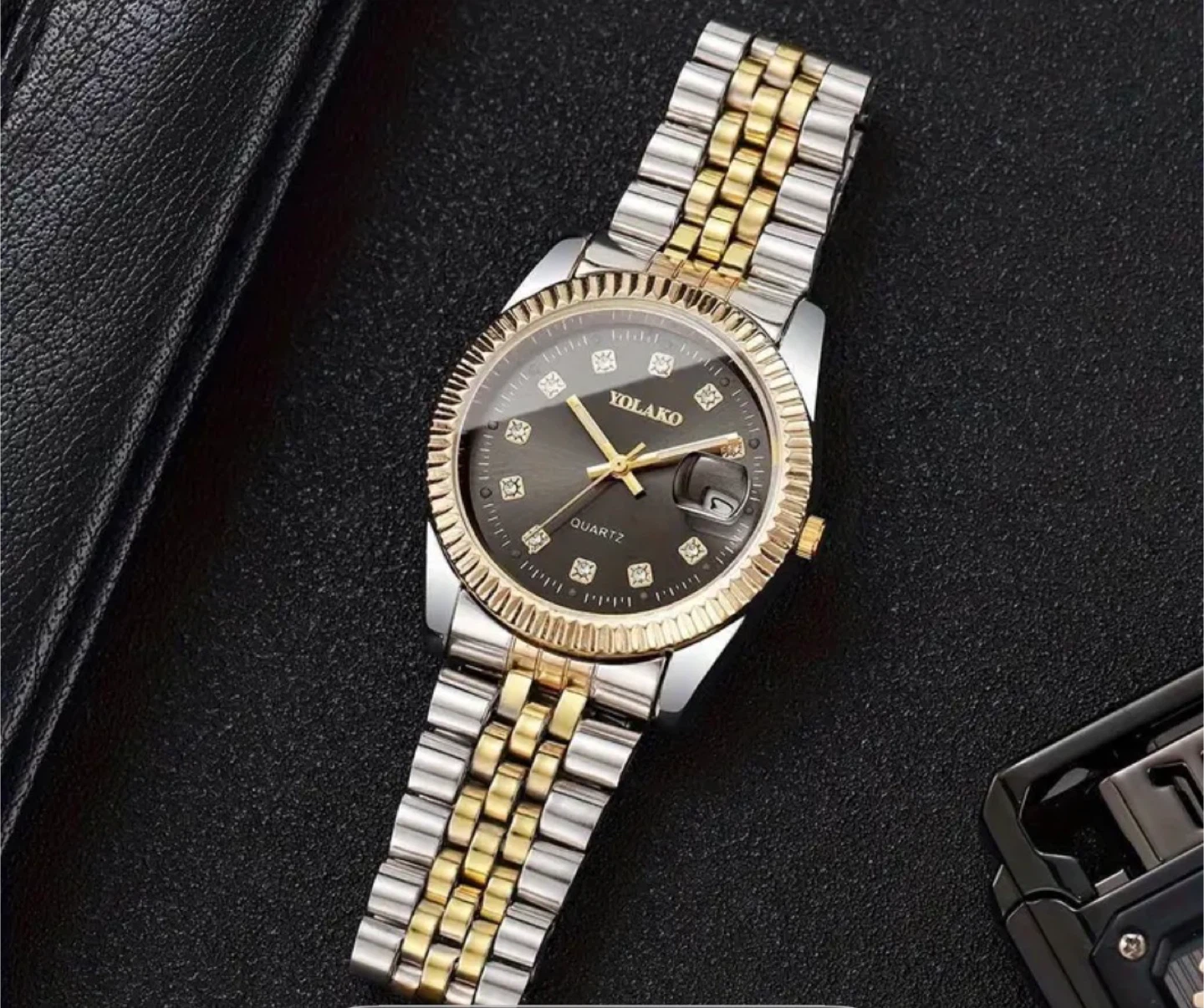 Yolako Quartz Watch - Silver & Gold